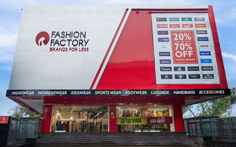 Fashion Factory Announces “No Conditions Sale” – Flat 50% OFF on Top Brands + Free Gifts!
