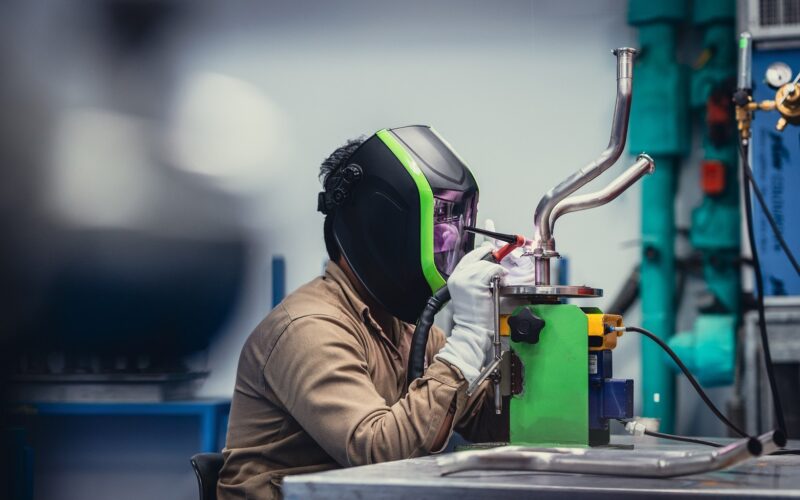 Godrej Enterprises Group’s Aerospace Business Signs Landmark Aerospace Parts Manufacturing Contract with Pratt & Whitney